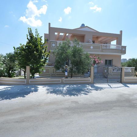 Villa Kaiti ลิเมนาเรีย ภายนอก รูปภาพ