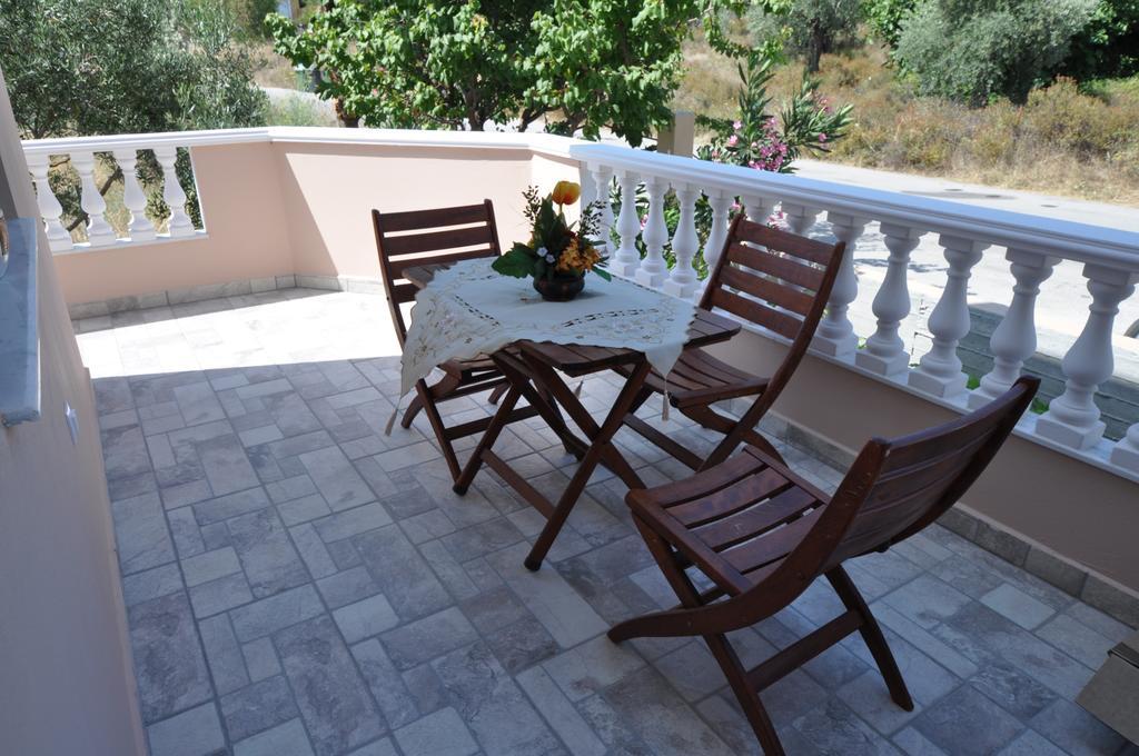 Villa Kaiti ลิเมนาเรีย ภายนอก รูปภาพ