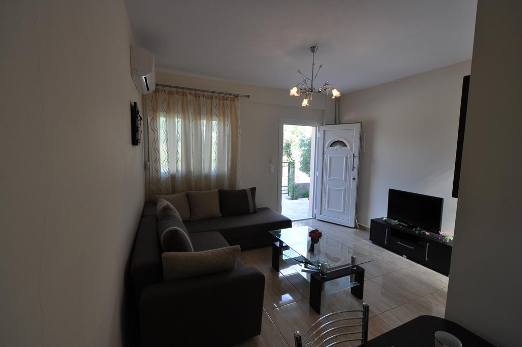 Villa Kaiti ลิเมนาเรีย ภายนอก รูปภาพ